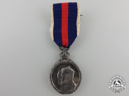 a_fine_miniature1902_coronation_medal_with_case_img_03.jpg55ce2e8c09bf0