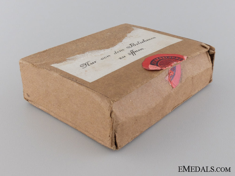 a_first_war_golden_military_merit_cross_case_and_outer_cartonage_img_03.jpg545d295032876