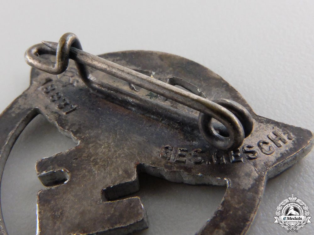 an_nsfk_members_badge_by_gustav_brehmer_img_03.jpg5568992b4fe97