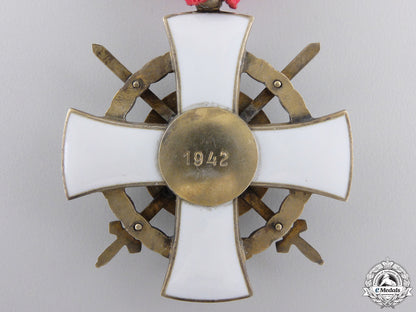 a1942_hungarian_order_of_the_holy_crown;_knight_badge_img_03.jpg559e855b3f939