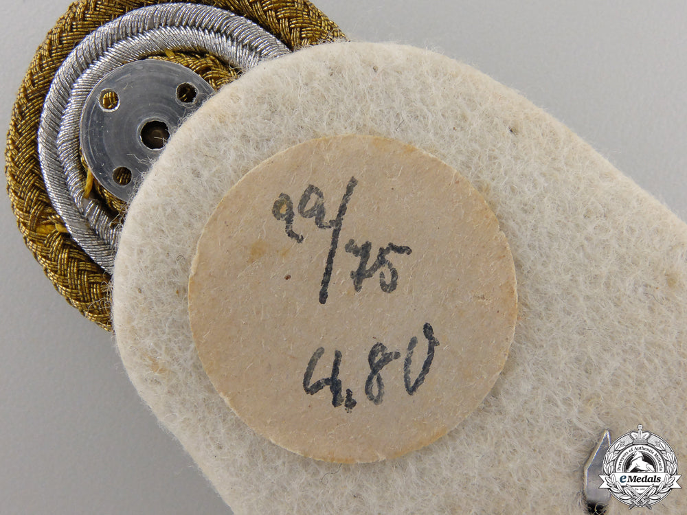 a_pair_of_luftwaffe_shoulder_boards_for_generalleutnant_img_03.jpg5556418d8eb22