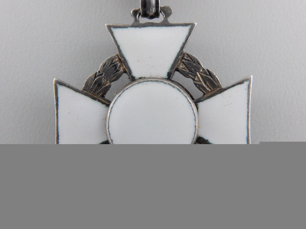 an_austrian_military_merit_cross_with_war_decoration_img_03.jpg55241c3a0b813