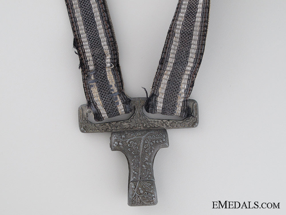 luftwaffe_dagger_hangers_d.r.g.m._img_03.jpg530cddb2e44b5
