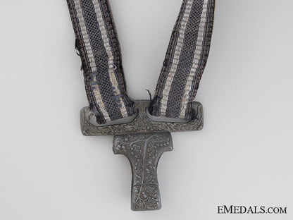 luftwaffe_dagger_hangers_d.r.g.m._img_03.jpg530cddb2e44b5
