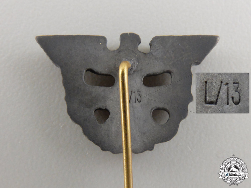 a_miniature_defence_economy_leader's_decoration_img_03.jpg557c7660329a1