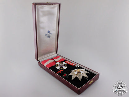an_italian_order_of_the_crown;_grand_officer_set_img_03.jpg55770f4da7928