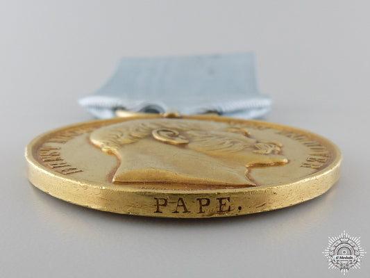 hanover,_kingdom._an1846-1878_hanoverian_gold_merit_medal_img_03.jpg54bd7d5fbfcf3_1_1