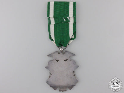 japan,_empire._an_order_of_the_golden_kite,_vii_class,_c.1935_img_03.jpg5565f7c26ca6a_1