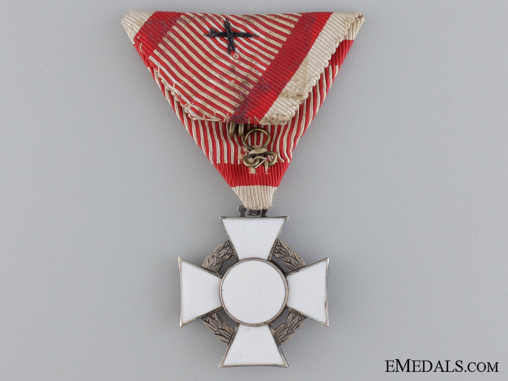 an_austrian_military_merit_cross_by_v.mayer_img_03.jpg545397127bc6a