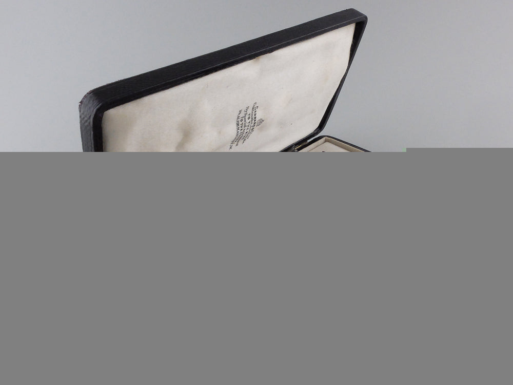 a_most_excellent_order_of_the_british_empire_with_case;_mbe_img_03.jpg552eb872dc75c