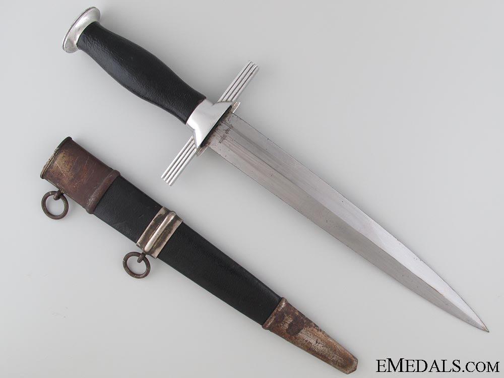 2_nd_model_rlb_officer's_dagger_by_erich_witte_img_0493_copy.jpg52ac871f1021e