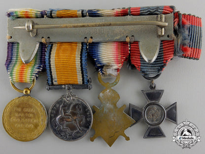 a_first_war_nursing_miniature_group_of_four_with_case_img_04.jpg55ce441f030c5