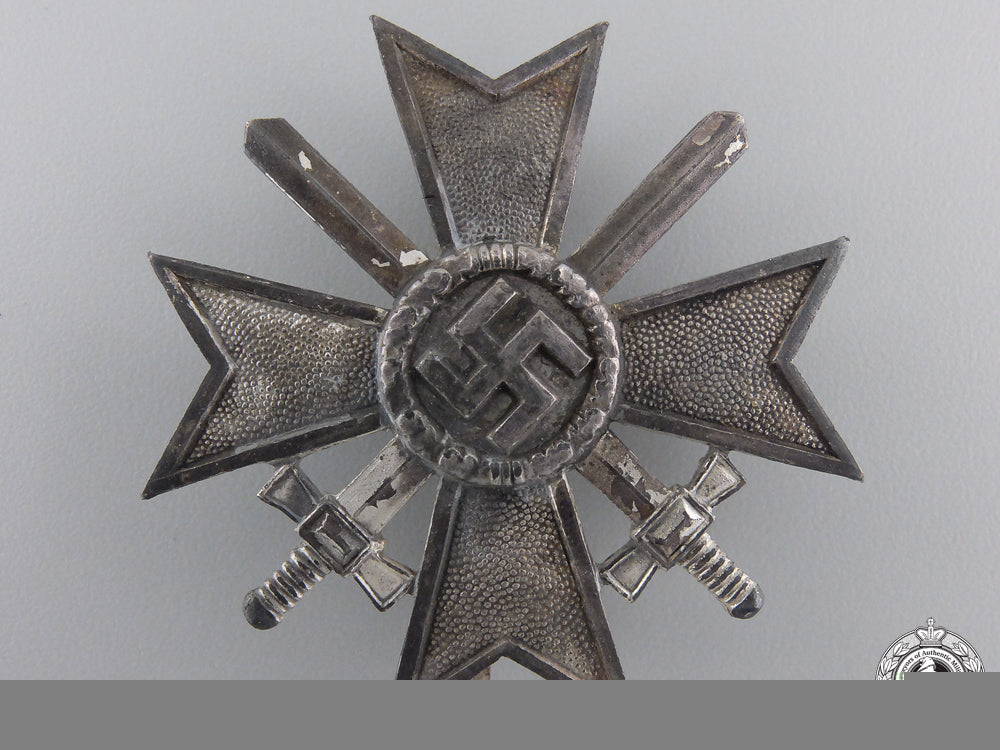 a_war_merit_cross_fist_class1939_by_wilhelm_deumer_img_04.jpg551b075312fee