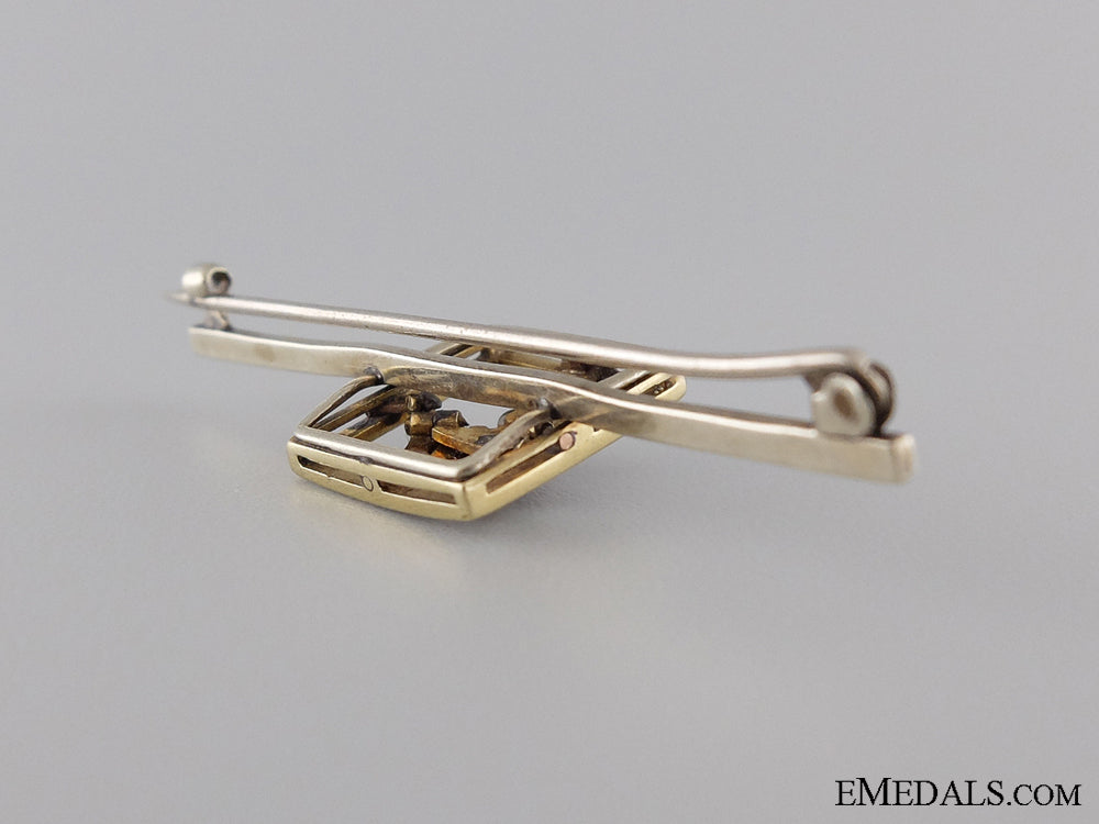 united_kingdom._a_fine_second_life_guards_pin_in_gold_with_diamonds_img_04.jpg53d93ec87dd37_1_1