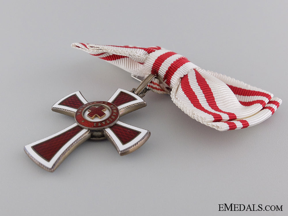 an_austrian_honour_decoration_of_the_red_cross;2_nd_class_for_ladies_img_04.jpg5449135a514bc