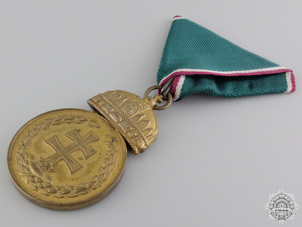 a1922_hungarian_officer’s_merit_medal_img_04.jpg54773efc7335e