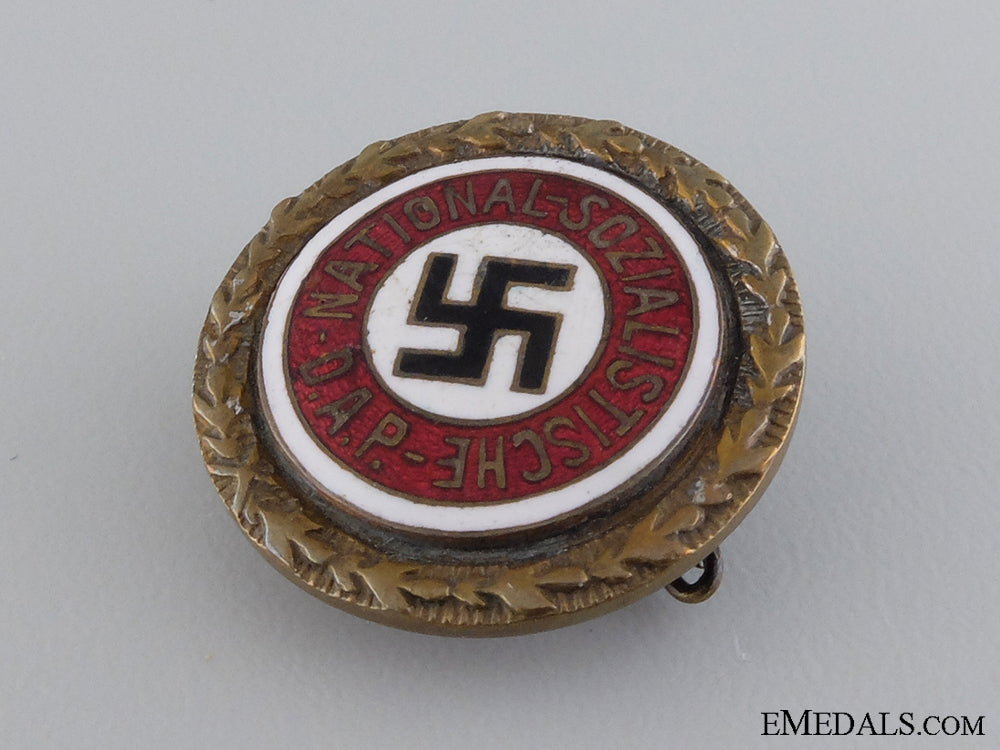 a_set_of_nsdap_golden_party_badge_by_deschler_img_04.jpg54676b2dba20e