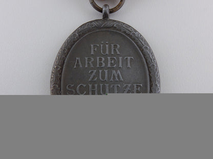 a_west_wall_medal_with_packet_of_issue_img_04.jpg55b6443b17b8f