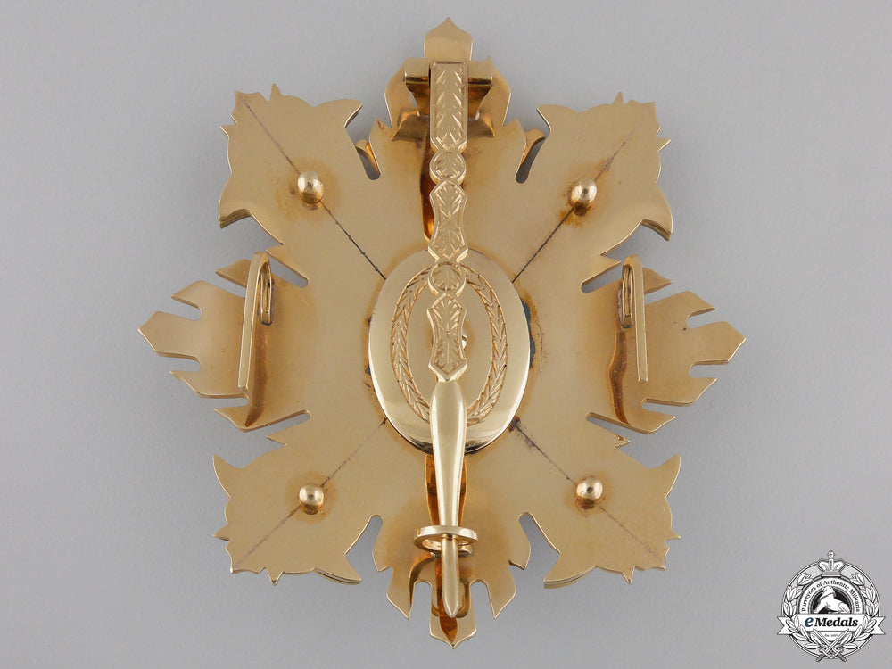 a_most_superb_spanish_order_of_civil_merit_in_gold&_diamonds_img_04.jpg5537c241c1028