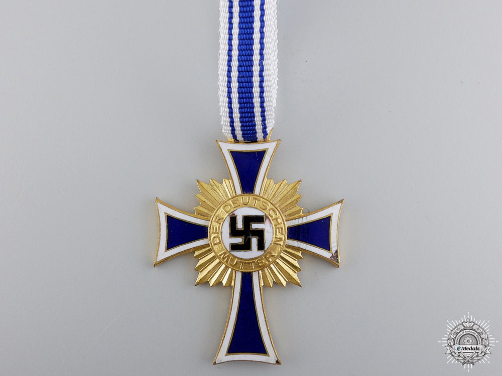 a_german_mother's_cross;_gold_grade_with_case_img_04.jpg549ac24f86f8b