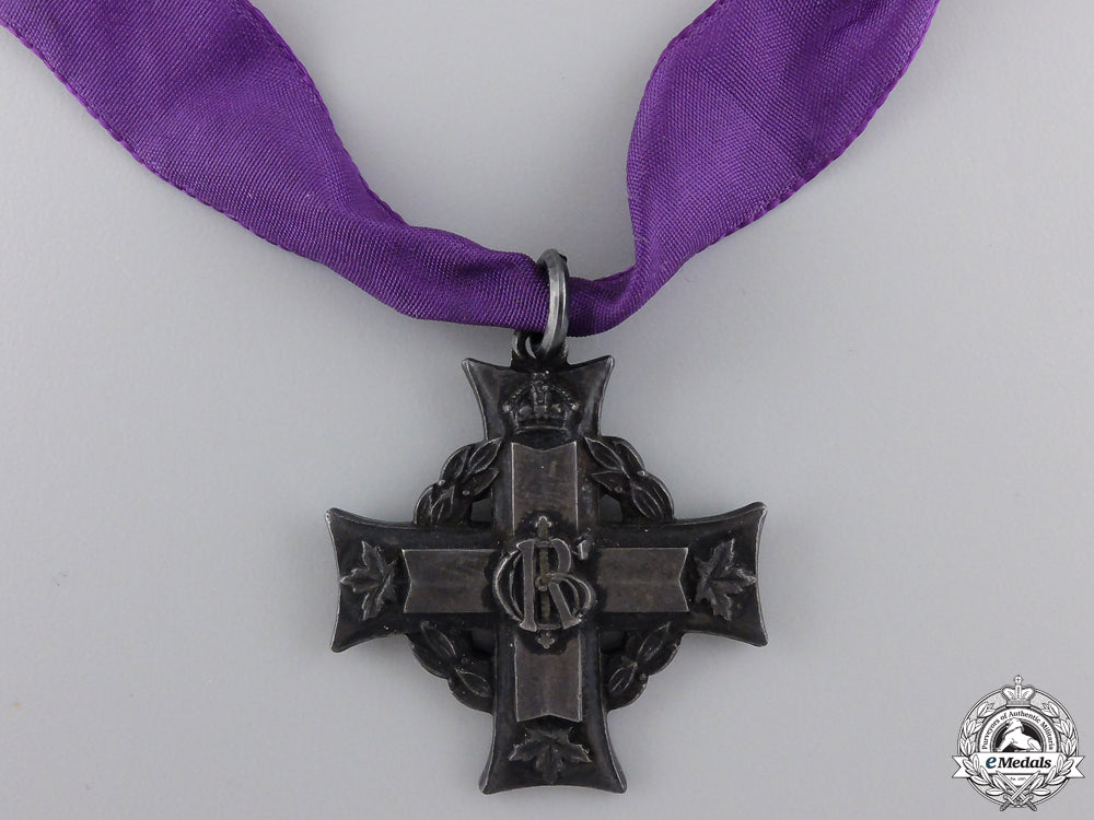 a_rare_canadian_memorial_cross_to_hmcs_louisburg_casualty_img_04.jpg55194d00f2eab