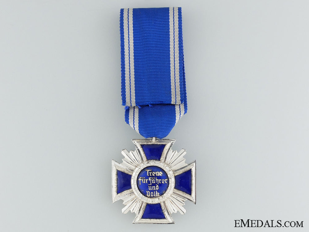 nsdap_long_service_award;_silver&_maker_marked_img_04.jpg53581a1e6c3d4