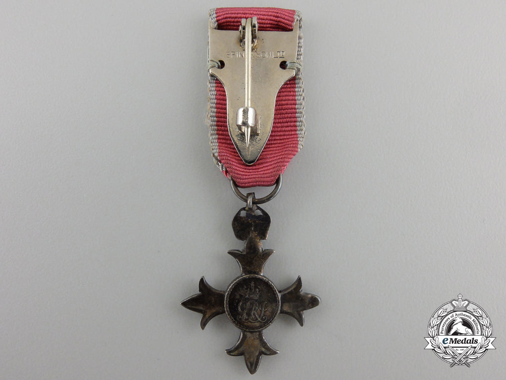 united_kingdom._a_most_excellent_order_of_the_british_empire,_miniature_img_04.jpg55ce2f0e2d82c_1_1