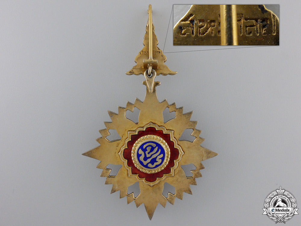 an_order_of_the_crown_of_thailand;_commander_img_04.jpg552ea8c8d81cb