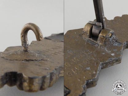 a_bronze_grade_close_combat_clasp_by_arbeitsgemeinschaft_metall_und_kunststoff_img_04.jpg55882c3660ef4
