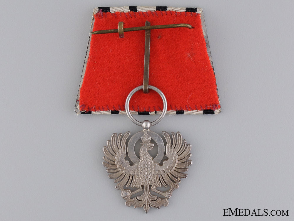 inhaber-_eagle_order_of_hohenzollern_img_04.jpg53f2261d12b98