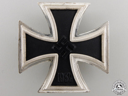 a_mint_iron_cross_first_class1939_with_case_img_04.jpg555642acaba45