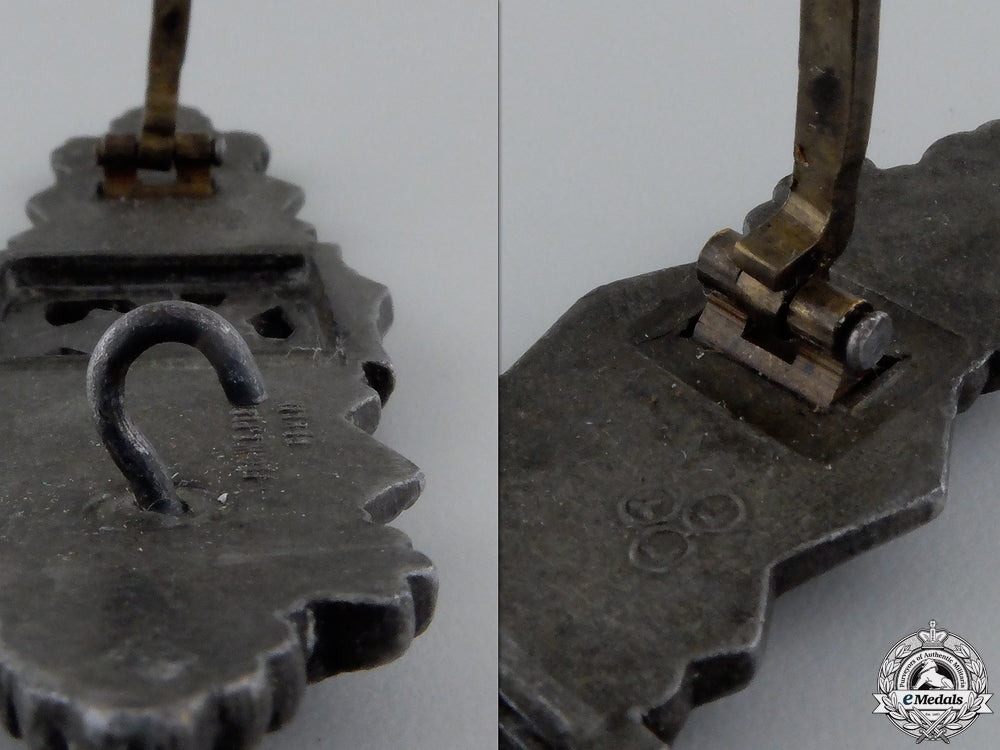 a_bronze_grade_close_combat_clasp_by_friedrich_linden,_lüdenscheid_img_04.jpg553524d23cdbb