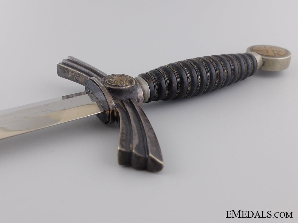 a_first_pattern_luftwaffe_dagger_by_carl_eickhorn,_solingen_img_04.jpg5411dcb3a695f
