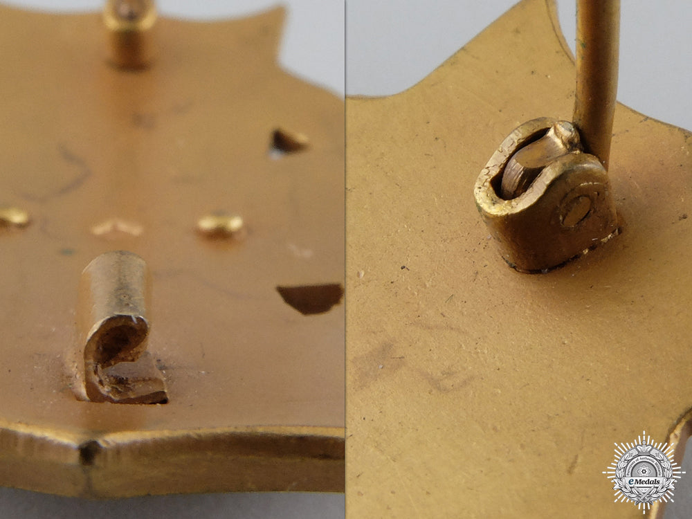 austria,_imperial._a_war_cross_for_civil_merit,_iv_class_img_04.jpg550c6b1ec55e3_1_1