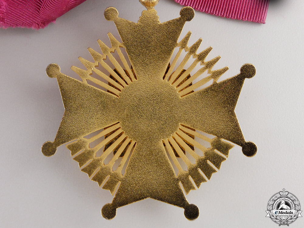 spain,_franco_period._an_order_of_cisneros,_grand_cross_badge,_c.1960_img_04.jpg5579b5a241cfd