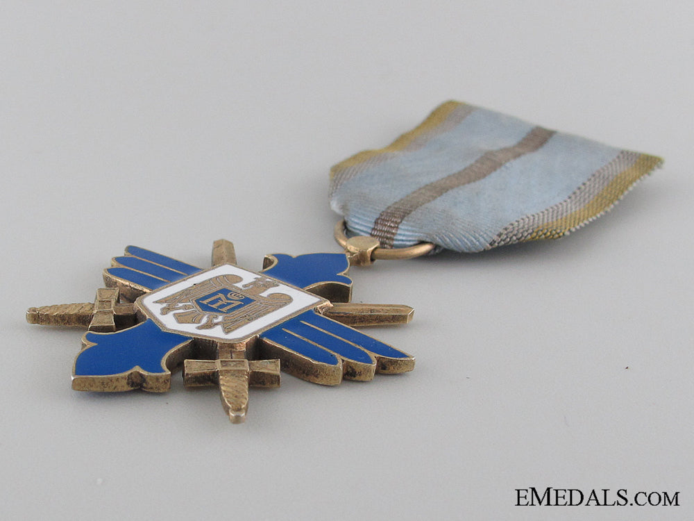 wwii_order_of_aeronautical_virtues_merit_img_04.jpg52e41b0a17a4e