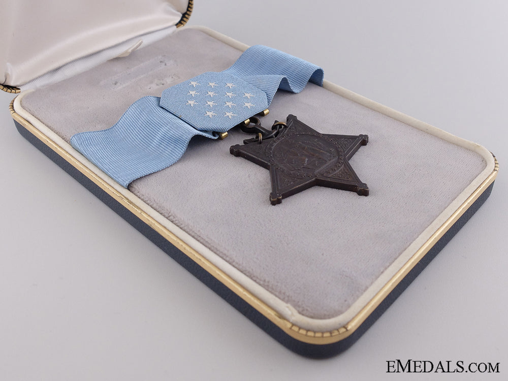united_states._an_american_navy_issue_medal_of_honor;1964-_present_img_04.jpg543ec99bd94bd