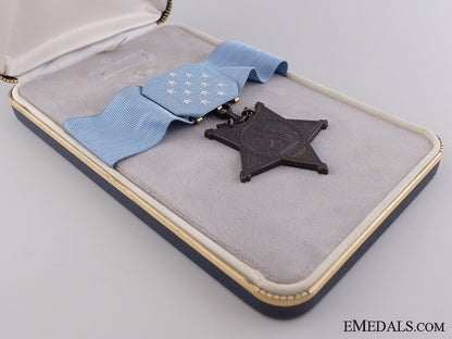 united_states._an_american_navy_issue_medal_of_honor;1964-_present_img_04.jpg543ec99bd94bd