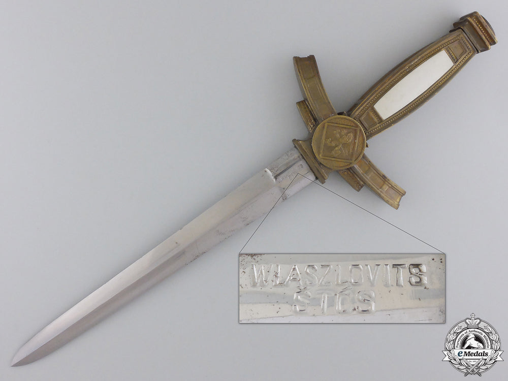 a_scarce_czechoslovakian_air_force_dagger_c.1935_by_wlasziovits_img_04.jpg55a962bdd4a8e