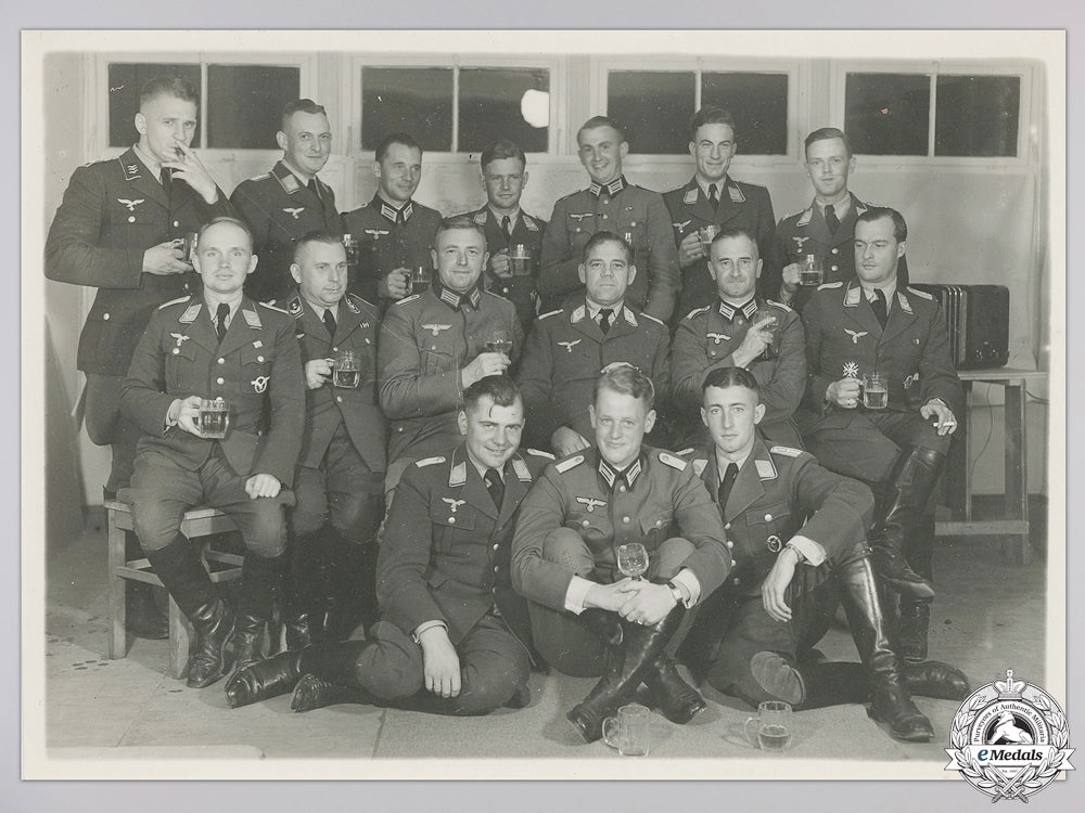 two_original_war_time_luftwaffe_related_photos_img_04.jpg55856fcf33bb9