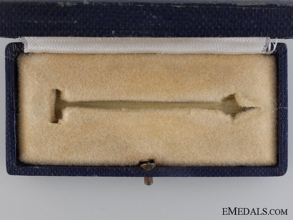 a_case_for_the_bomber_squadron_clasp;_bronze_grade_img_04.jpg546b9c6a2b592