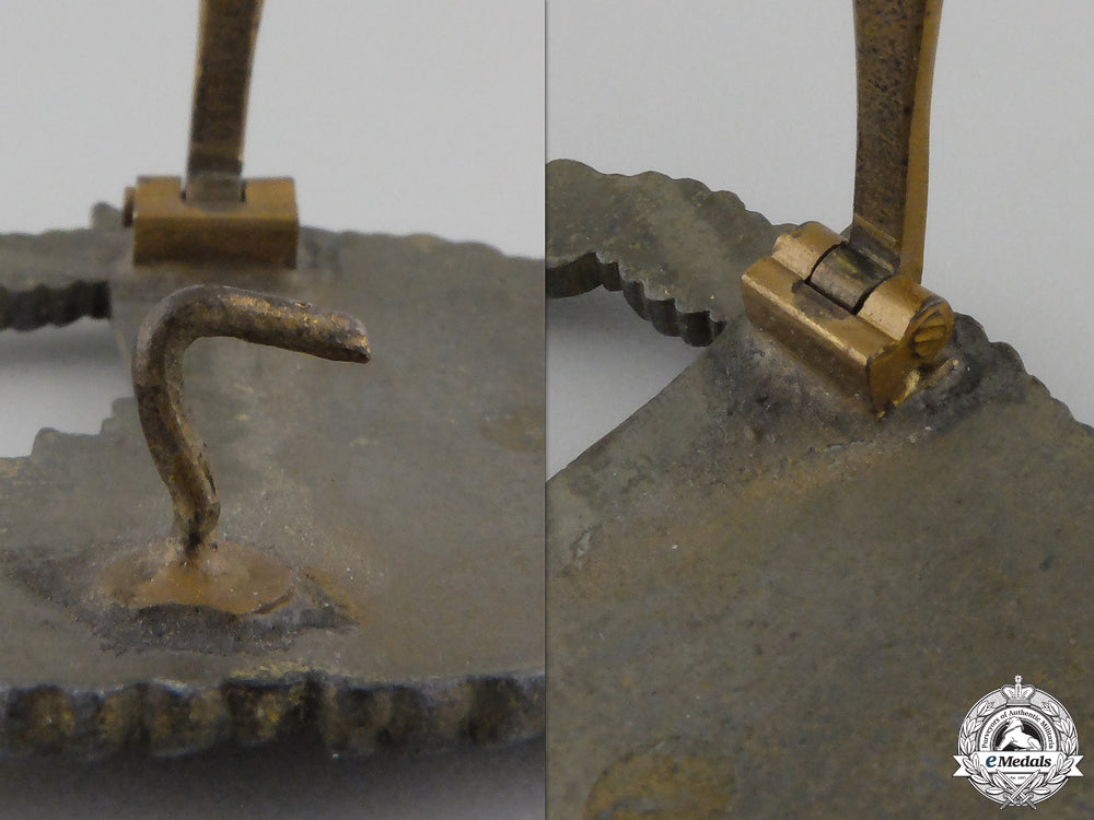 a_kriegsmarine_destroyer_war_badge_img_04.jpg556dbe9de8001