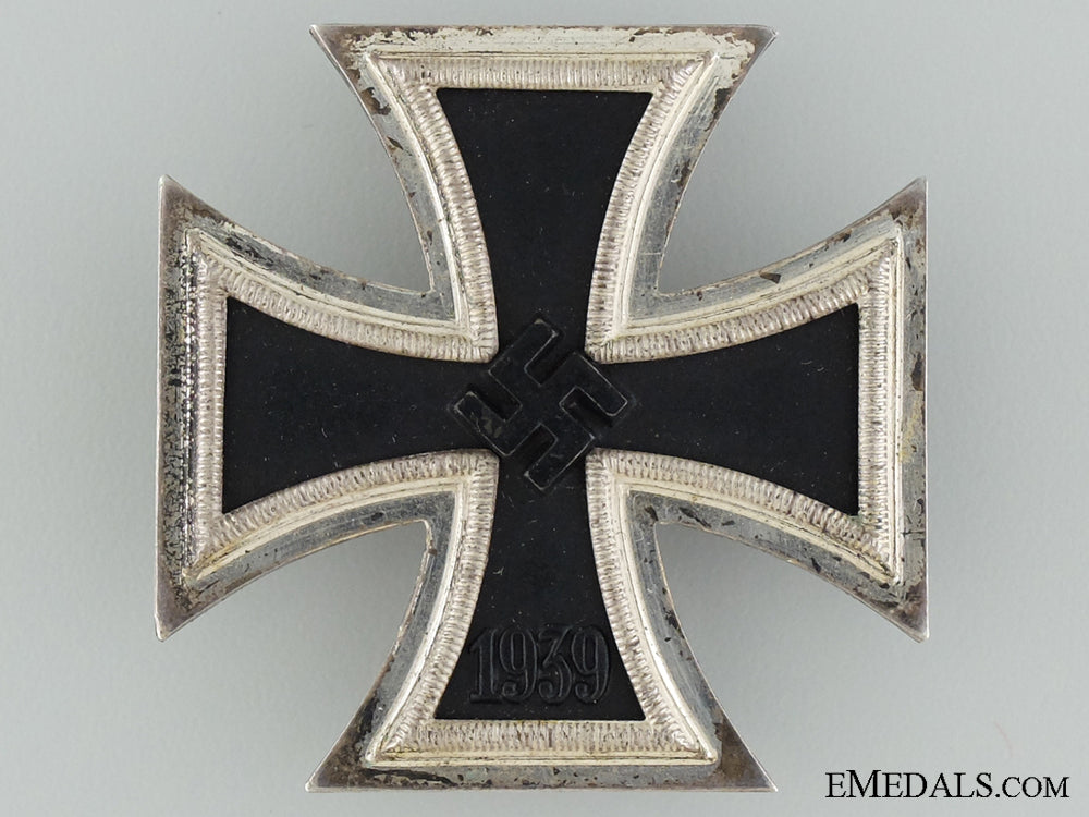 1939_first_class_iron_cross;_marked100;_cased_img_04.jpg538cbb8a91c69