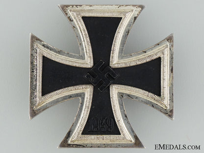 1939_first_class_iron_cross;_marked100;_cased_img_04.jpg538cbb8a91c69