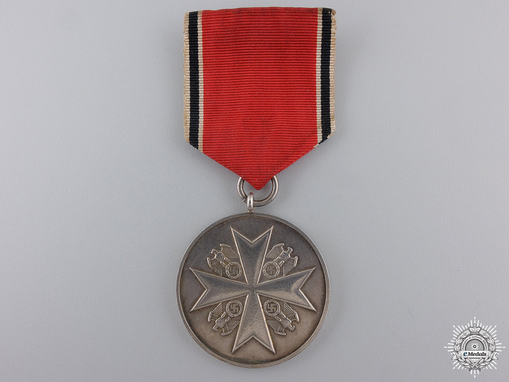 a_cased_german_eagle_order_merit_medal_img_04.jpg54fdc3e505f2e