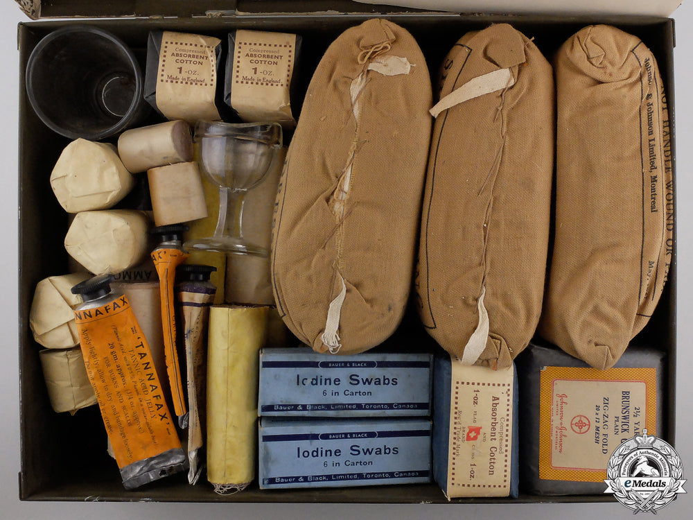 a_canadian_wwii_tank_and_armoured_corps_first-_aid_kit_consignment#16_img_04.jpg551aa897c0521