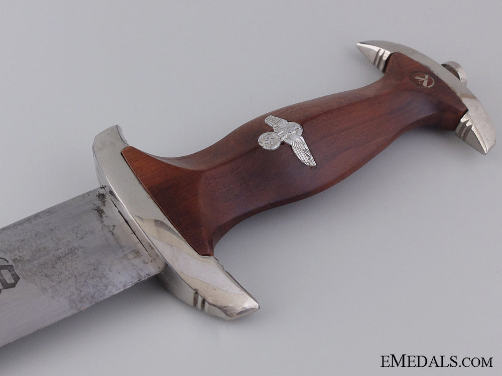 an_sa_dagger_by_richard_abr._herder,_solingen1939_img_04.jpg54414abc06d41