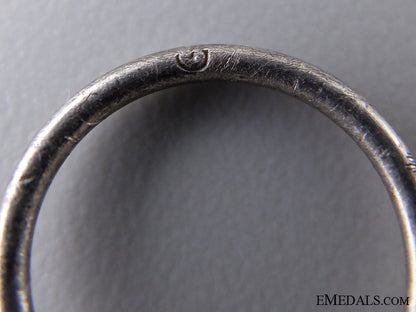 a_first_war_german_imperial_medal_bar_with_an_iron_cross_by_godet_img_04.jpg53da8be2d9deb