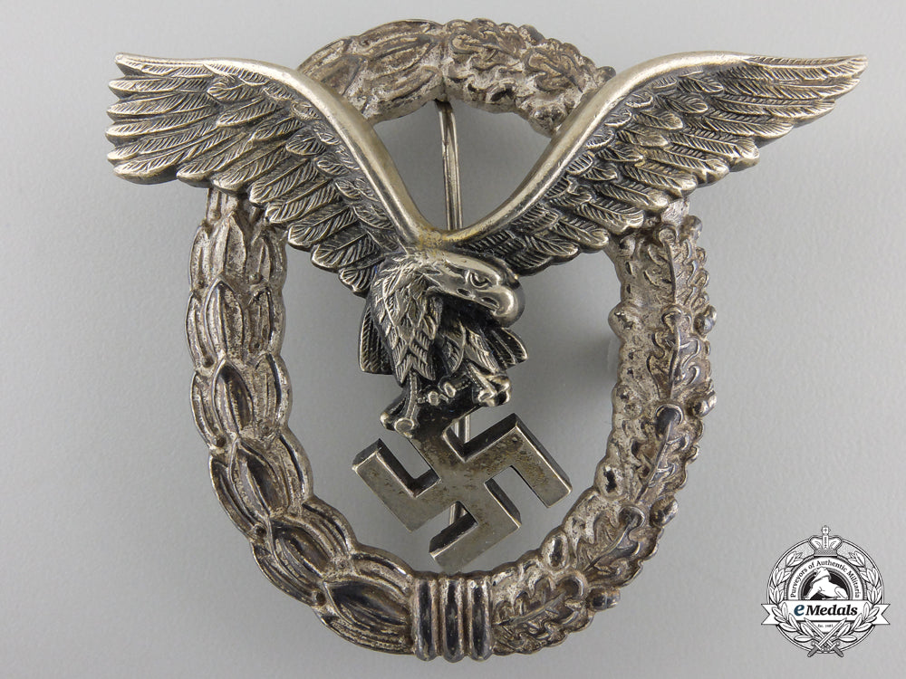 an_early_cased_luftwaffe_pilot's_badge_by_gebrder_wegerhof_img_04.jpg55cf524f31c17