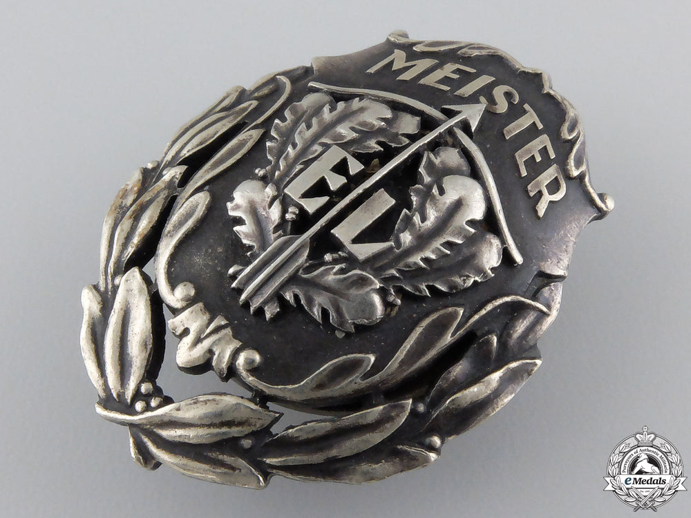 estonia._a_sharp_shooter's_champion_badge_img_04.jpg551985329d67e_1